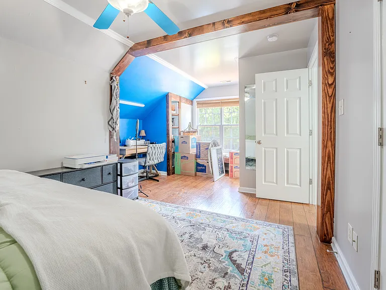 220 Dolphin Dr — Photo 27