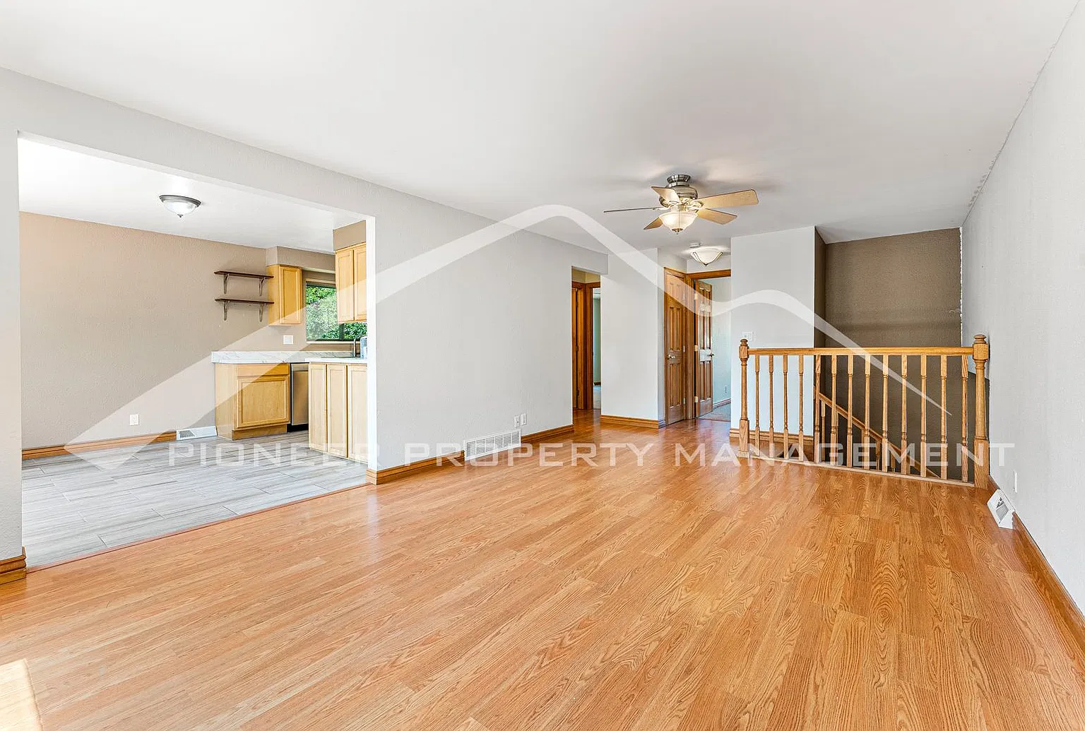 Spacious Home with 2 Car Garage and Central Air! — Photo 4