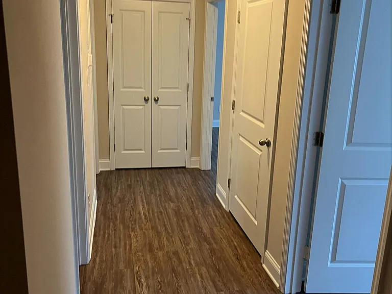 4959 Hillsboro Ave — Photo 9