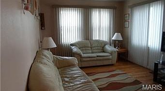 3rd image of 4348 Garden Park Ct