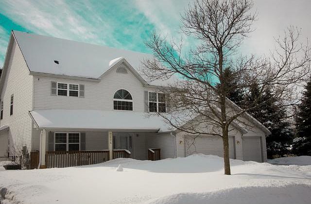 1st image of 2624 Fremont Ave E