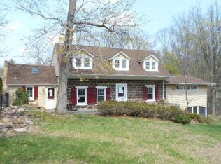 604 Squaw Brook Rd, North Haledon, NJ 07508
