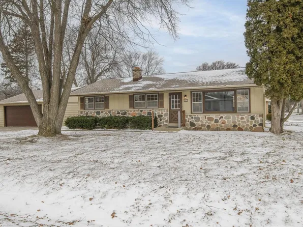 5820 West Donna DRIVE, Brown Deer, WI 53223