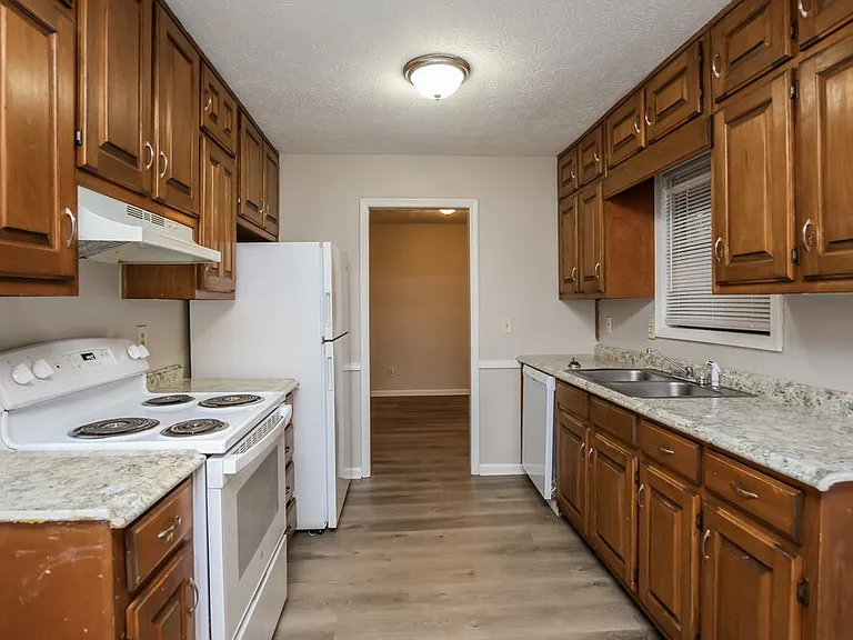 3384 Sheree Trl — Photo 9
