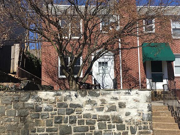 2nd image of 2719 W 6th St