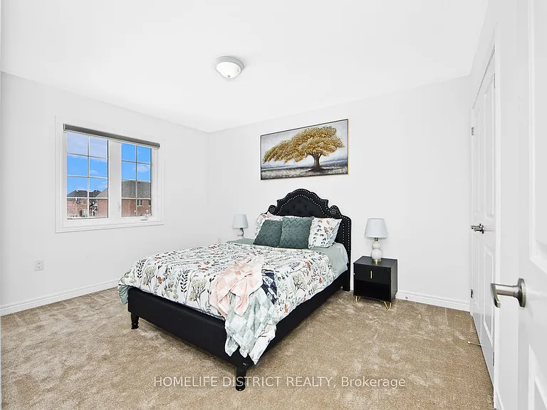 74 Summer Breeze Dr — Photo 23