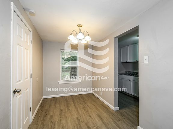 597829_005_wm_-_dining_room_13399466.jpg