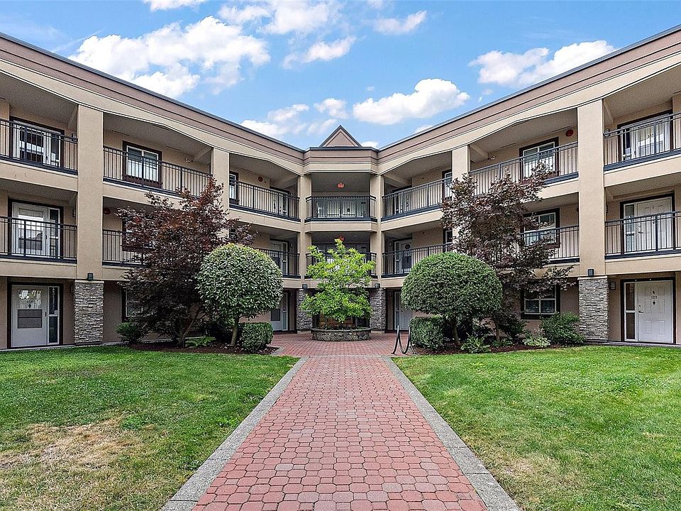 1st image of 3969 Shelbourne St #212