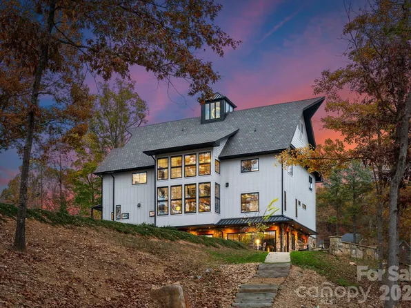 222 Greenbay Rd, Mooresville, NC 28117