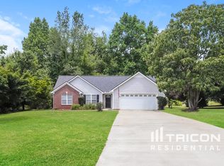1417 Ericas Pointe Dr, Winder, GA 30680