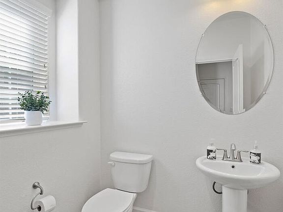 3rd image of 1105 Dennington Pl