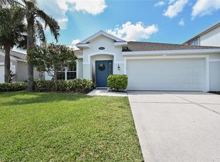 8439 Hollow Brook Cir, Naples, FL 34119