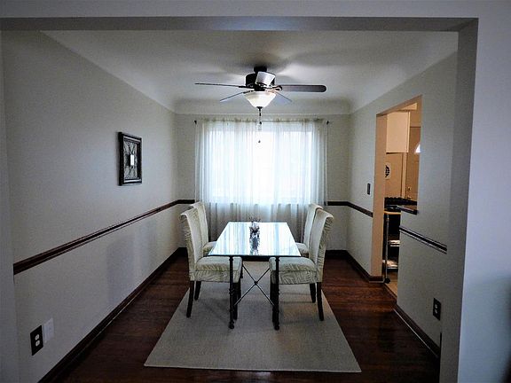 3rd image of 6657 Greentree Dr