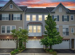 104 Hunting Creek Ln, Stafford, VA 22556