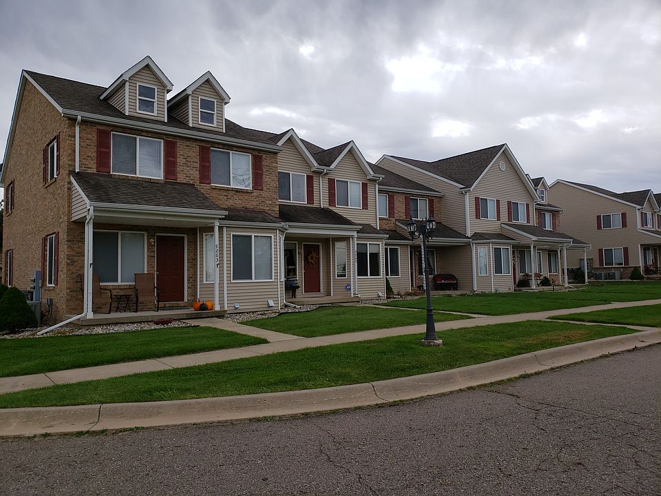 1st image of 9289 Cedar Creek Ct