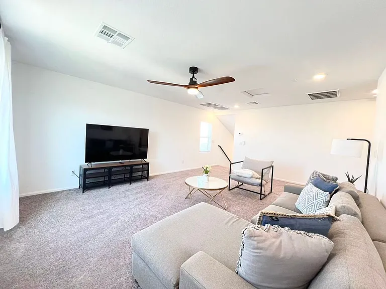 5888 Becklow Gardens Ave — Photo 30