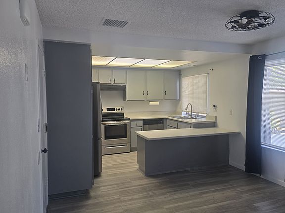 3rd image of 27055 Fan Ln