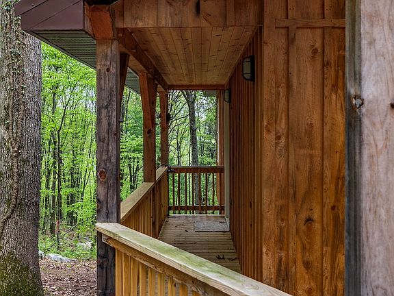 5th image of 1373 Jacks Mountain Rd
