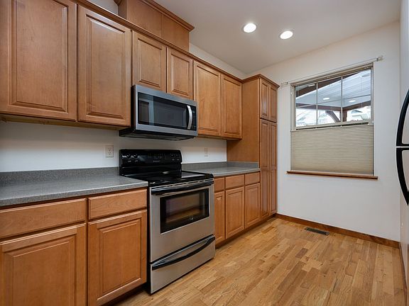 4th image of 2310 W Beall St APT 3