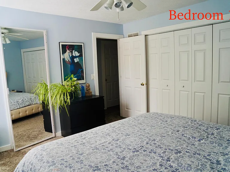 1303 Kingsridge Ct #D — Photo 21