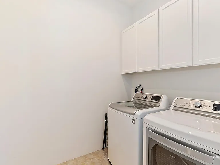 79568 Mission Dr E — Photo 31