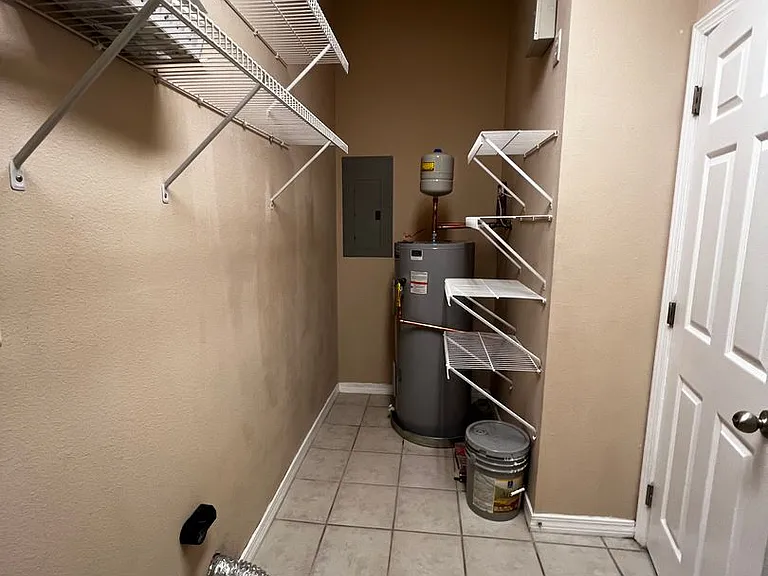 7459 Harvest Village Ct — Photo 6