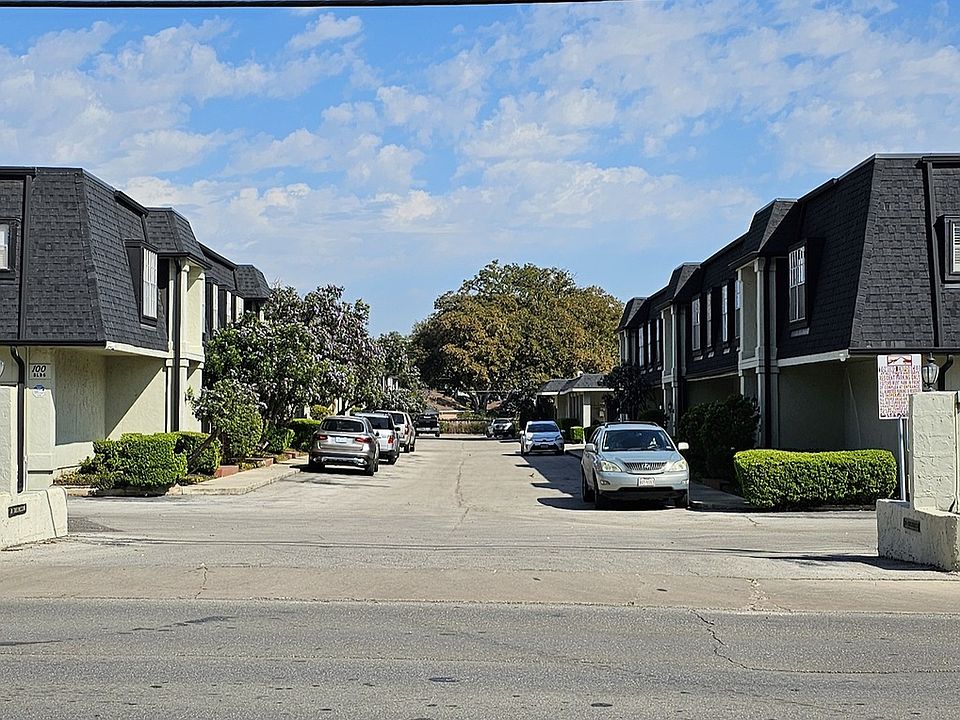 1st image of 7834 BROADWAY #606