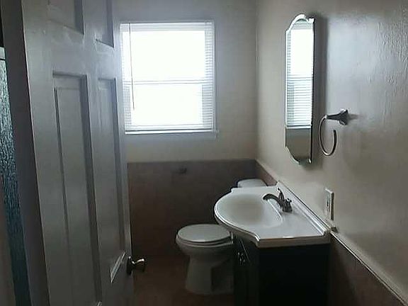 5th image of 2617 W 42nd St #2617