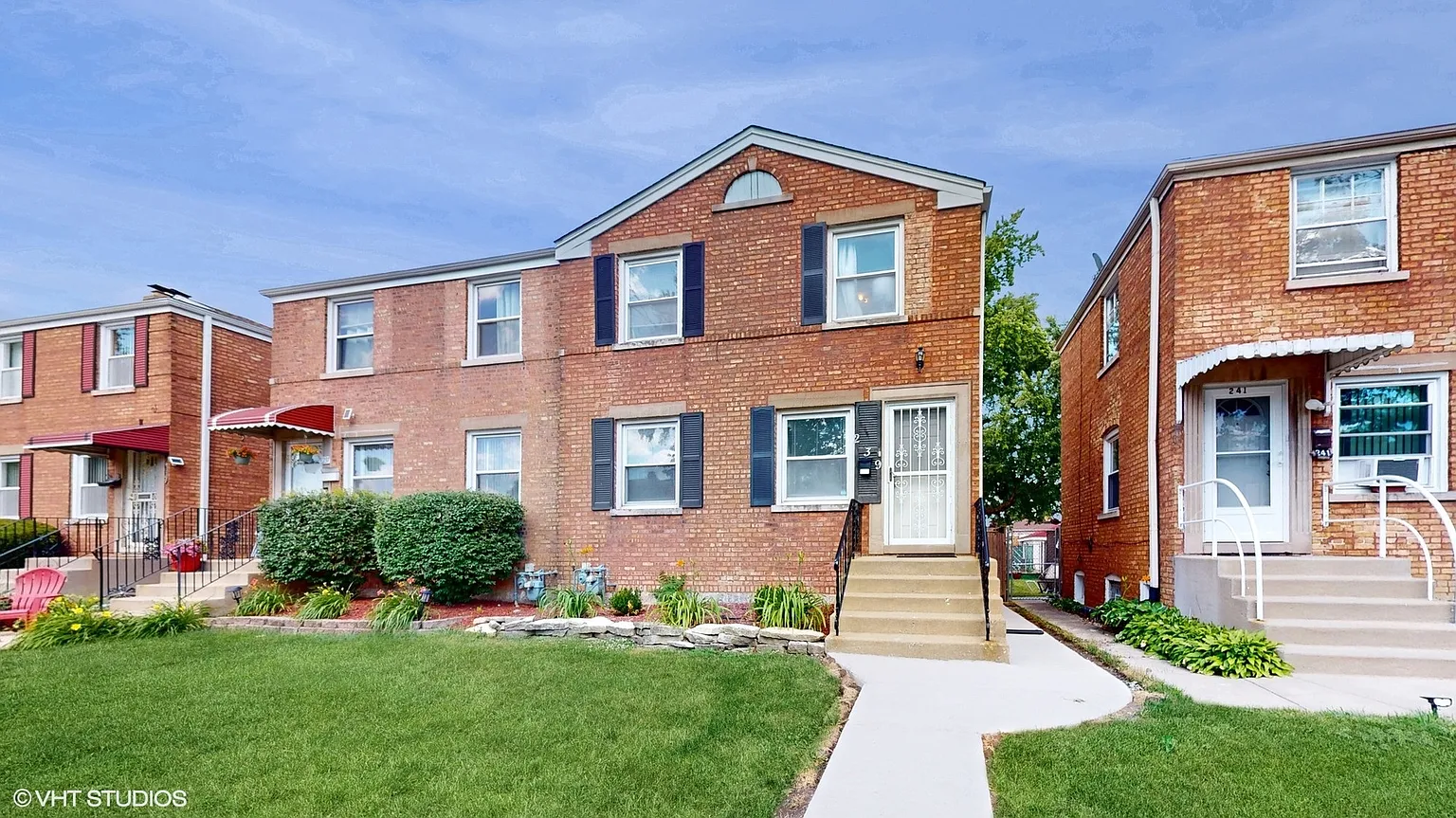 239 Hyde Park Ave photo 1