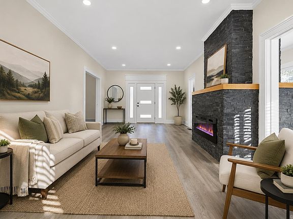 2nd image of 3415 Kavanaugh Blvd