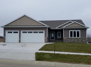 703 21st St NE, Kasson, MN 55944