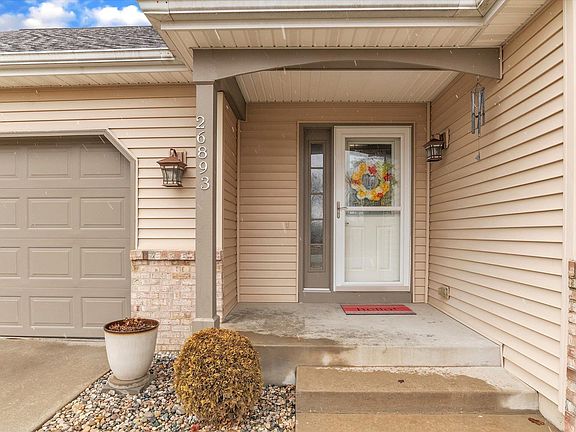 4th image of 26893 Marshall Dr N