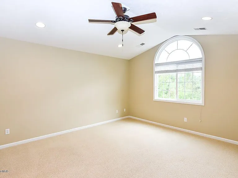 3077 Ledgestone Pl NE #4 — Photo 8
