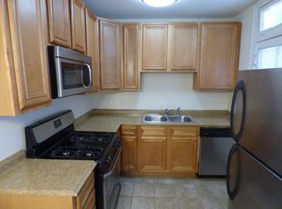 7212 Jackson Blvd #E, Forest Park, IL 60130