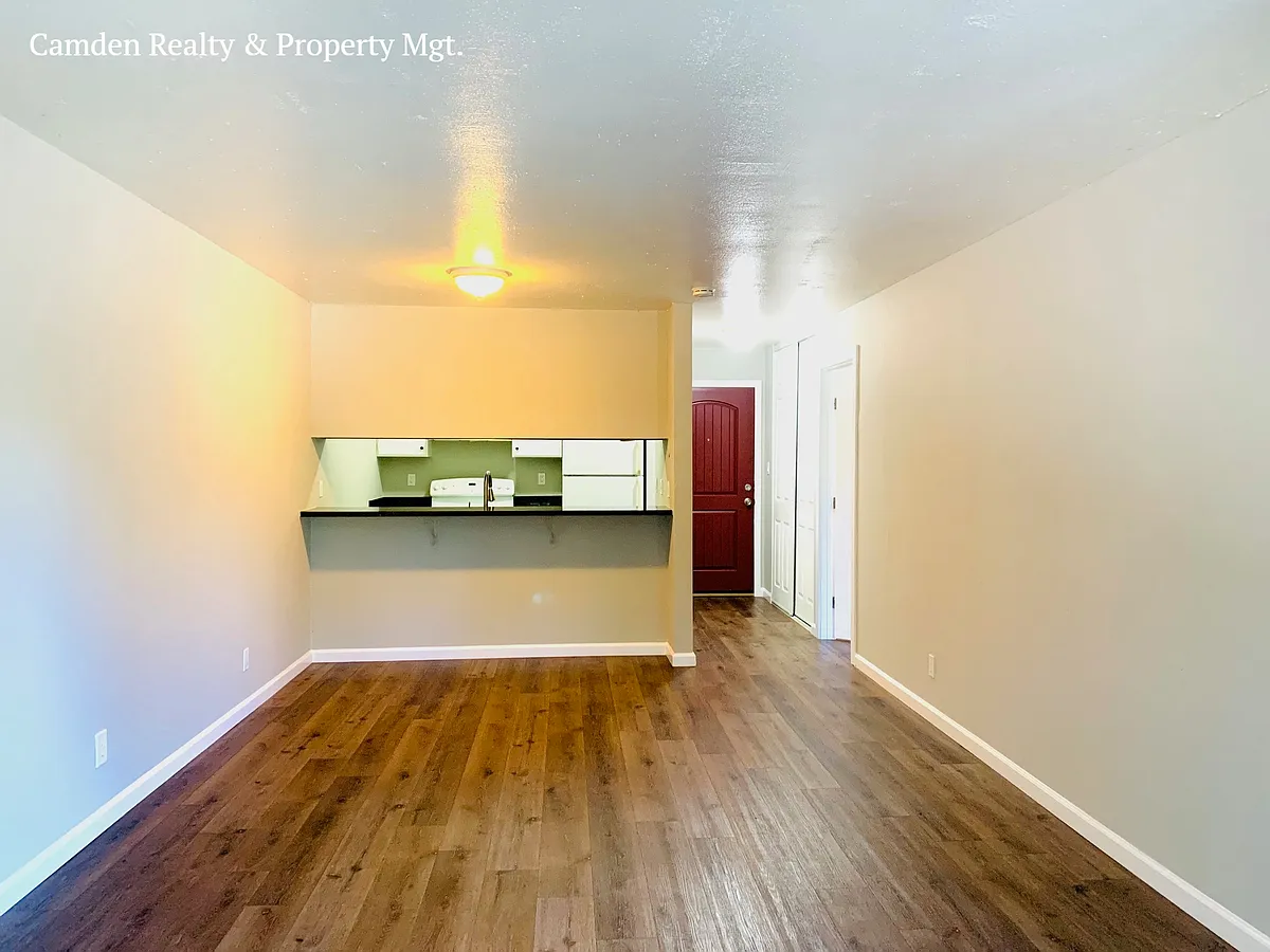 Building Photo - 1457 N Camino Alto #210