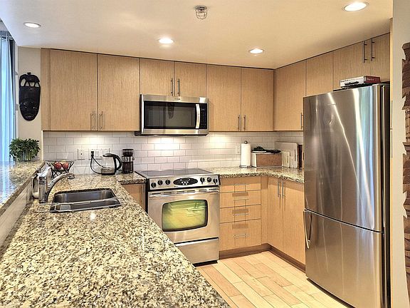 2nd image of 150 Prior St