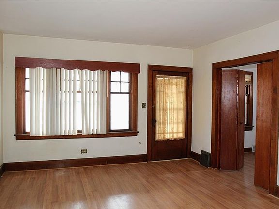 4th image of 14131 Sylvia Ave #2
