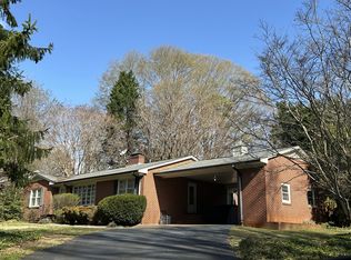 2572 Fairfax Dr, Gastonia, NC 28054