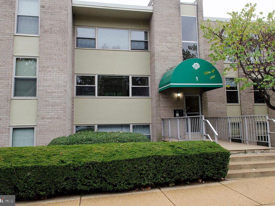 1st image of 1 Canterbury Sq APT 301