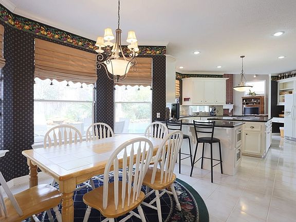 Breakfast Room