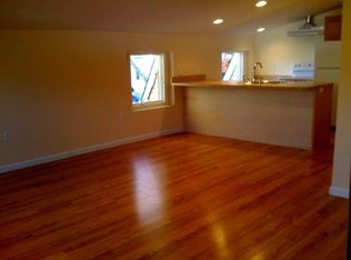 1110 Boston Post Rd, Guilford, CT 06437