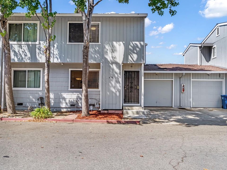 1st image of 656 Foster Ct APT 2