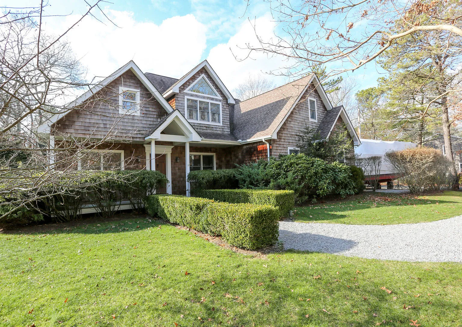 East Hampton Family home moments to Village — Photo 1