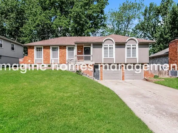 8916 N Grand Ave, Kansas City, MO 64155