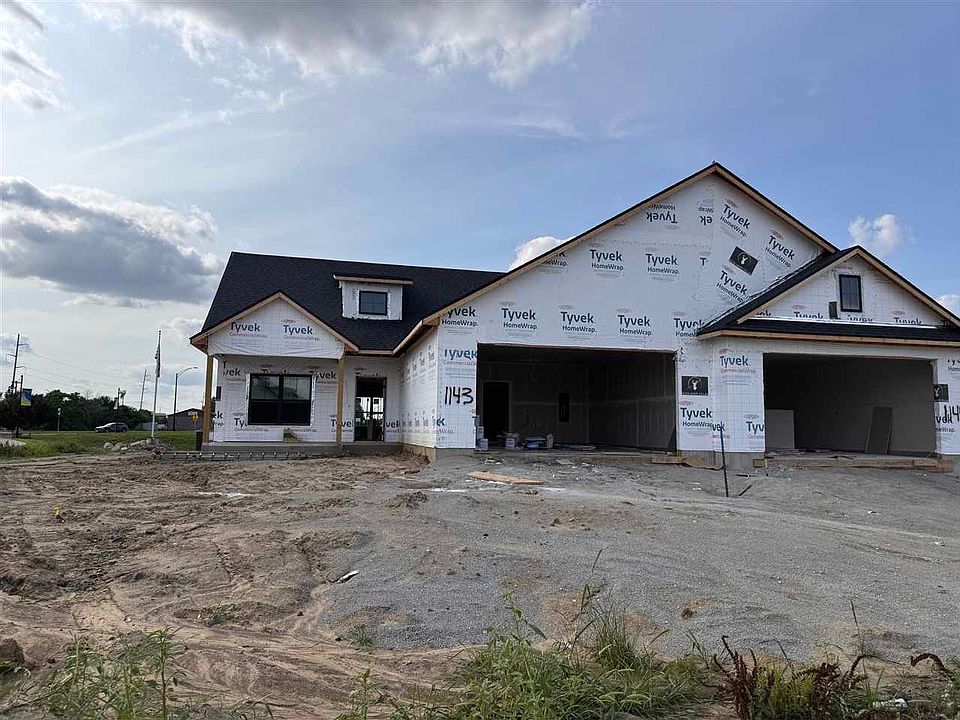 1st image of 1143 Edward Dr