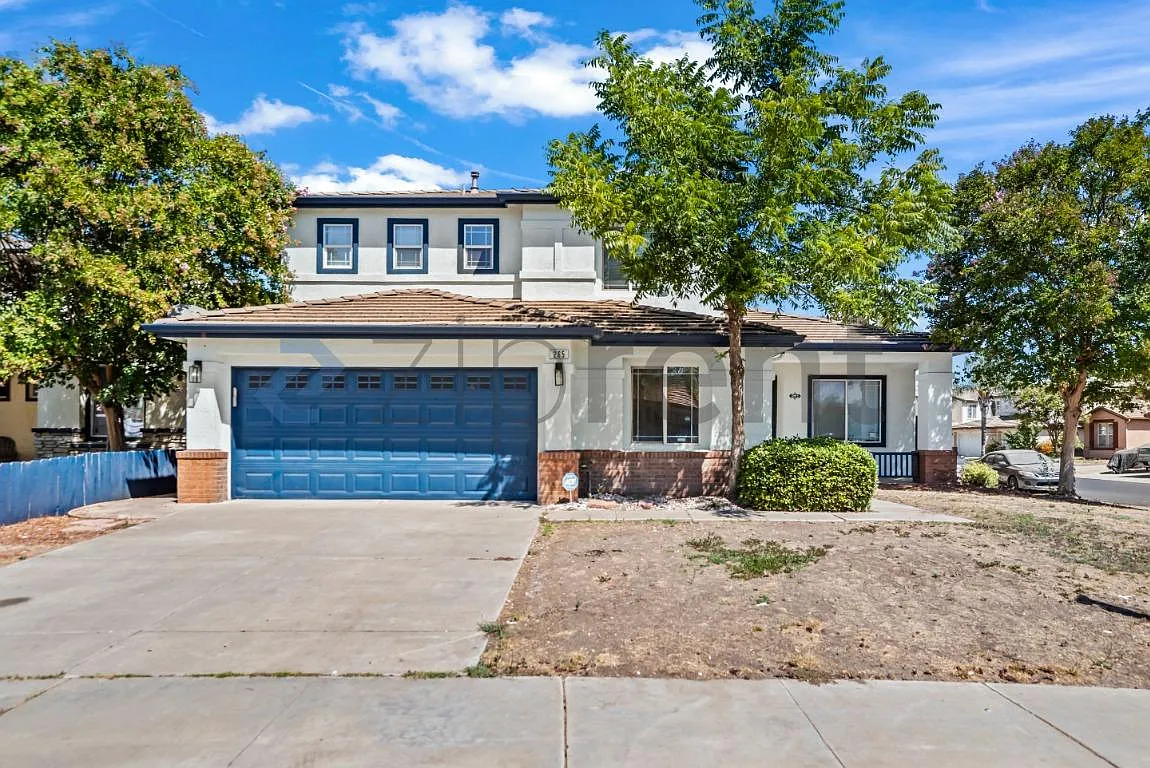 3 bed, 2995 sqft, $3,100 — Photo 1
