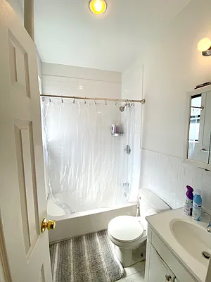 Rented by Douglas Elliman | media 15