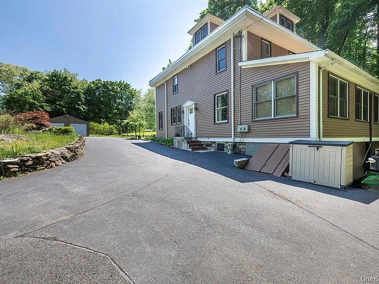 65 Furnace Dock Rd #2F — Photo 2