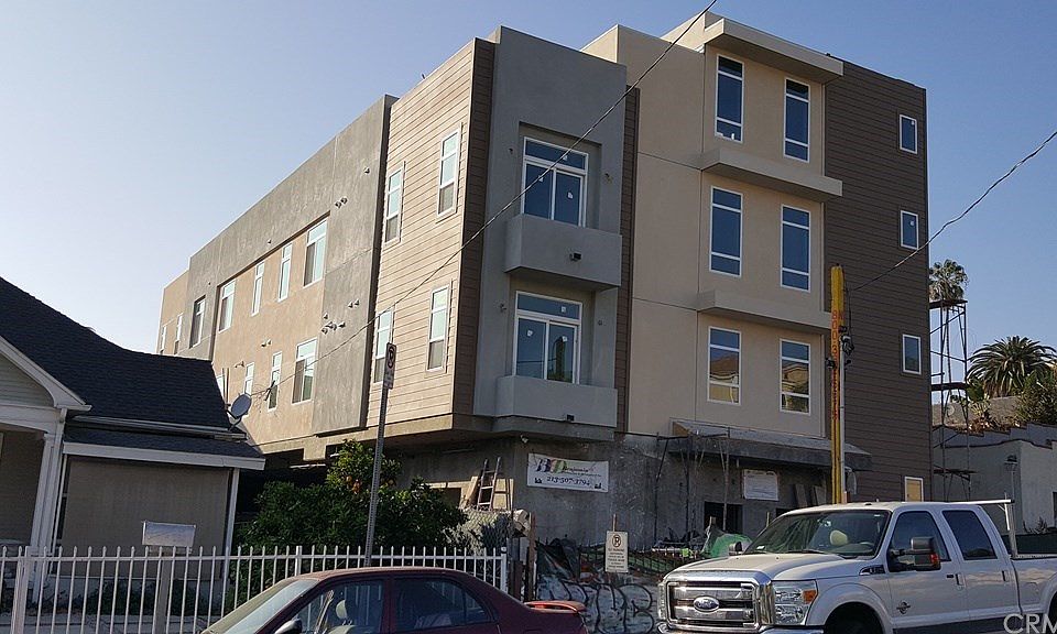 1st image of 407 N Ardmore Ave