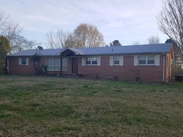 95 Prospect Rd, Fayetteville, TN 37334